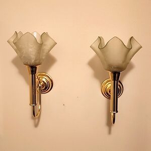 Vintage pair of Partylite Venician polished brass and frosted glass shade